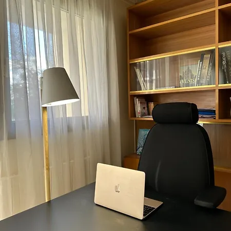 Joli 49 M² Proche Centre Paris, Apartment *