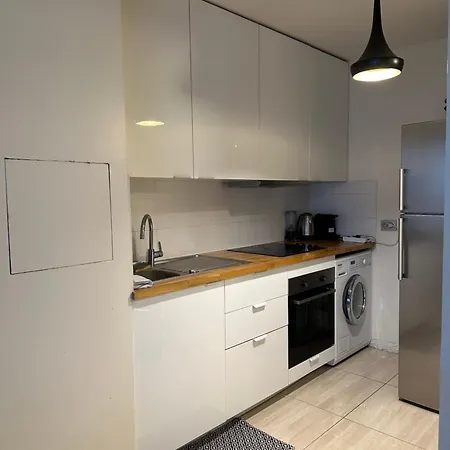 Joli 49 M² Proche Centre Paris, Apartment *